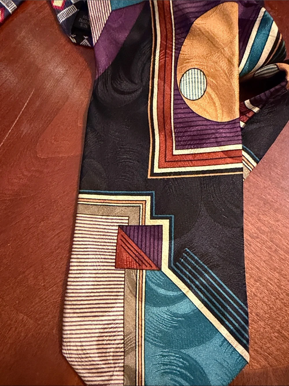 Bugatti bold geometric
